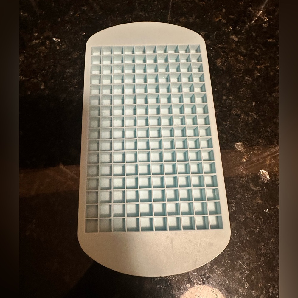 Light Blue Silicone Ice Cube Tray!